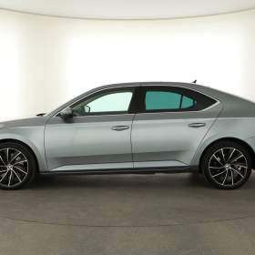 Foto inzerátu Škoda Superb 2.0 TSI