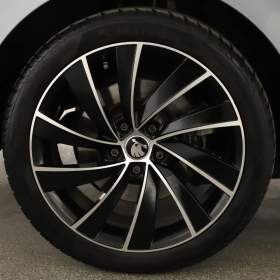 Foto inzerátu Škoda Superb 2.0 TSI