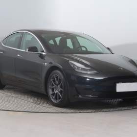 Tesla Model 3 Long Range 4WD 78kWh / 19431189