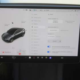 Foto inzerátu Tesla Model Y Long Range AWD 75kWh