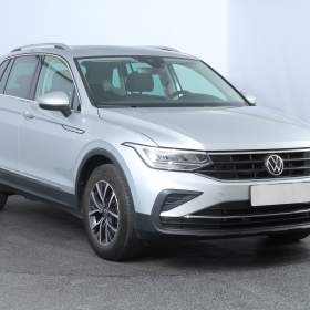 Volkswagen Tiguan 1.5 TSI / 19432324