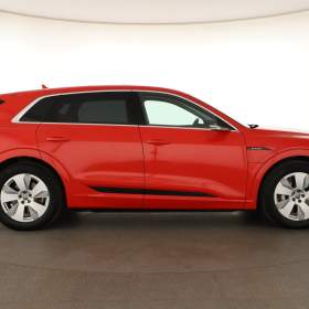 Foto inzerátu Audi e-tron e-tron 55 quattro
