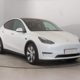 Tesla Model Y Long Range AWD 75kWh / 19435590