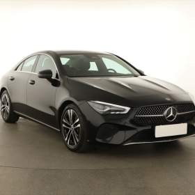 Mercedes- Benz CLA 180 / 19437256