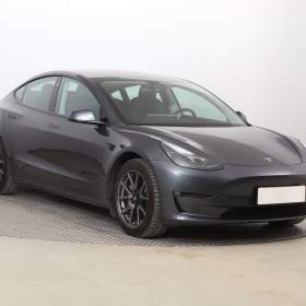 Tesla Model 3 Long Range 4WD 79kWh / 19437272