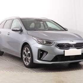 Kia Ceed 1.6 GDI plug- in / 19484753