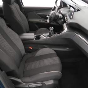 Foto inzerátu Peugeot 3008 1.5 BlueHDi
