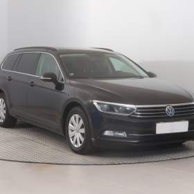 Volkswagen Passat 2.0 TDI / 19485045