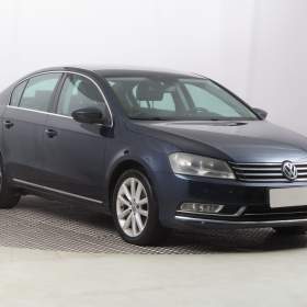Volkswagen Passat 2.0 TDI / 19485136