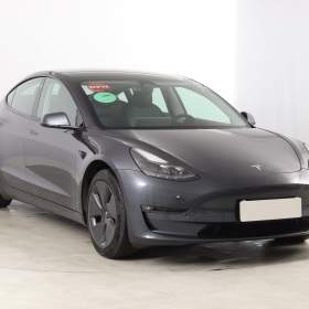 Tesla Model 3 Long Range 4WD 74kWh / 19486818