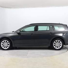 Foto inzerátu Volkswagen Passat 2.0 TDI