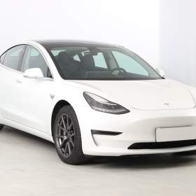 Tesla Model 3 Long Range 4WD 78kWh / 19487077