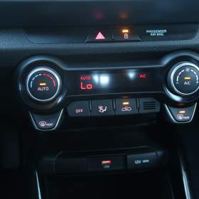 Foto inzerátu Kia Stonic 1.0 T-GDI