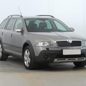 Škoda Octavia Scout 2.0 TDI / 19487838