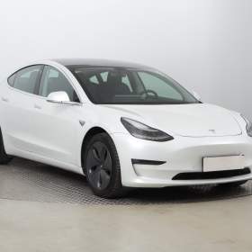 Tesla Model 3 Long Range 4WD 78kWh / 19487860
