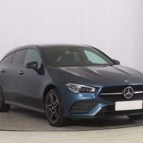 Mercedes- Benz CLA 250e / 19488122
