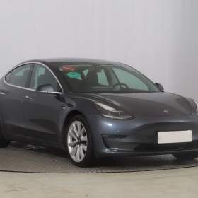 Tesla Model 3 Long Range 4WD 78kWh / 19488329