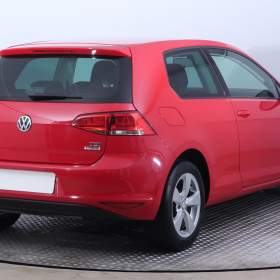 Foto inzerátu Volkswagen Golf 1.2 TSI