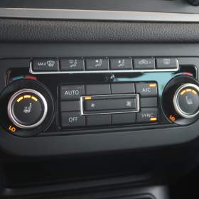 Foto inzerátu Volkswagen Tiguan 2.0 TDI