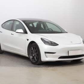 Tesla Model 3 Long Range 4WD 74kWh / 19489066