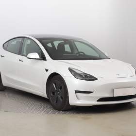 Tesla Model 3 Long Range 4WD 82kWh / 19489109