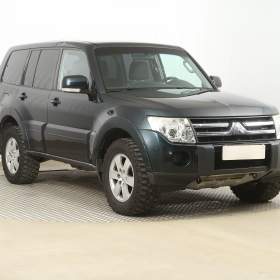 Mitsubishi Pajero 3.2 DI- D / 19489145