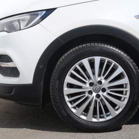 Foto inzerátu Opel Grandland 2.0 CDTI