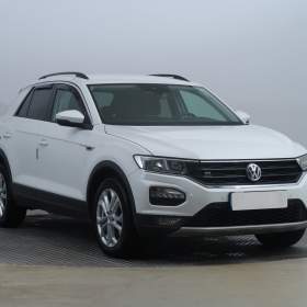 Volkswagen T- Roc 1.0 TSI / 19491024