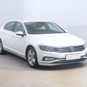 Volkswagen Passat 1.5 TSI / 19491109