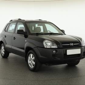 Hyundai Tucson 2.0 i / 19491110