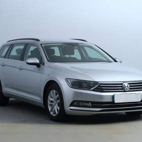 Foto inzerátu Volkswagen Passat 2.0 TDI