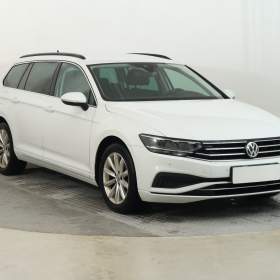 Volkswagen Passat 1.5 TSI / 19491350