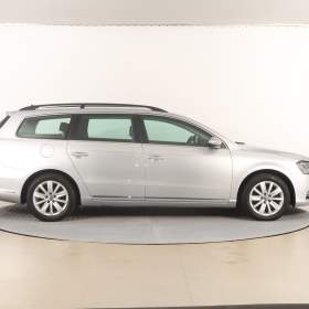 Foto inzerátu Volkswagen Passat 2.0 TDI