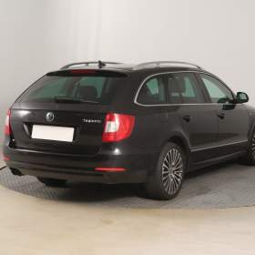 Foto inzerátu Škoda Superb 2.0 TDI