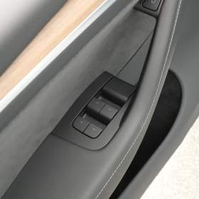 Foto inzerátu Tesla Model Y Long Range AWD 79kWh