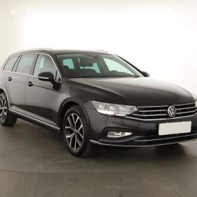 Volkswagen Passat 2.0 TDI / 19491936