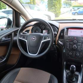 Opel Astra 1.6 CDTI / 19491943