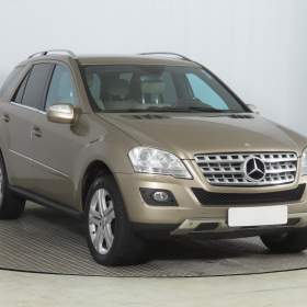 Mercedes- Benz ML ML 350 CDI / 19491969