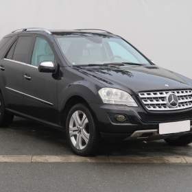 Mercedes- Benz ML ML 350 CDI / 19491971