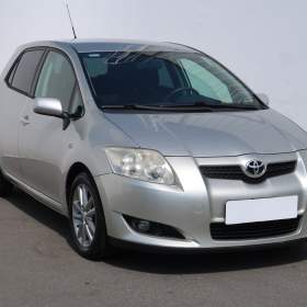 Toyota Auris 2.0 D- 4D / 19491980