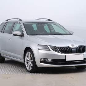 Škoda Octavia 1.5 TSI / 19491981