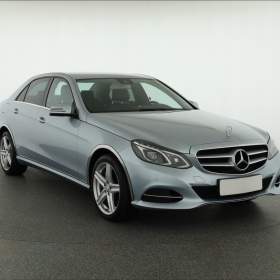 Mercedes- Benz Třídy E E 220 CDI / 19492004