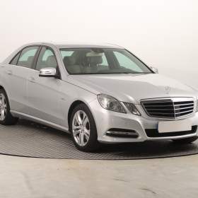 Mercedes- Benz Třídy E E 350 CDI / 19493530