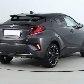 Foto inzerátu Toyota C-HR 2.0 Hybrid