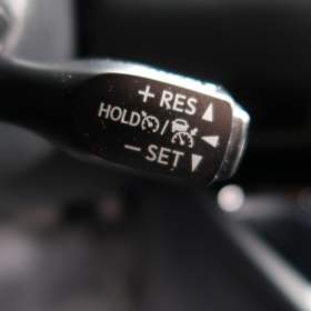 Foto inzerátu Toyota C-HR 2.0 Hybrid