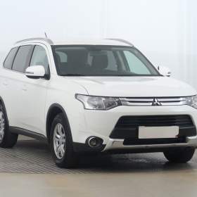 Mitsubishi Outlander 2.2 DI- D / 19493679