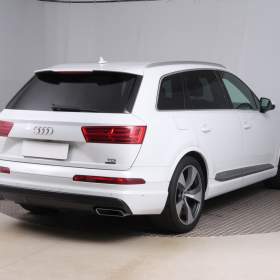 Foto inzerátu Audi Q7 3.0 TDI
