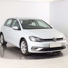 Volkswagen Golf 1.0 TSI / 19493838