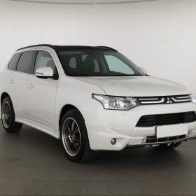 Mitsubishi Outlander 2.2 DI- D / 19493899