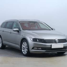 Volkswagen Passat 2.0 TDI / 19493937